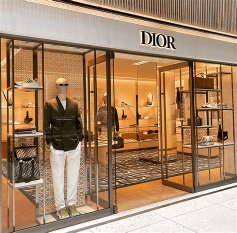 why is dior famous